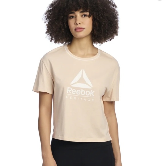 Reebok Women's Cropped Graphic Tee with Side Slits, Size-XXXL - Picture 1 of 6